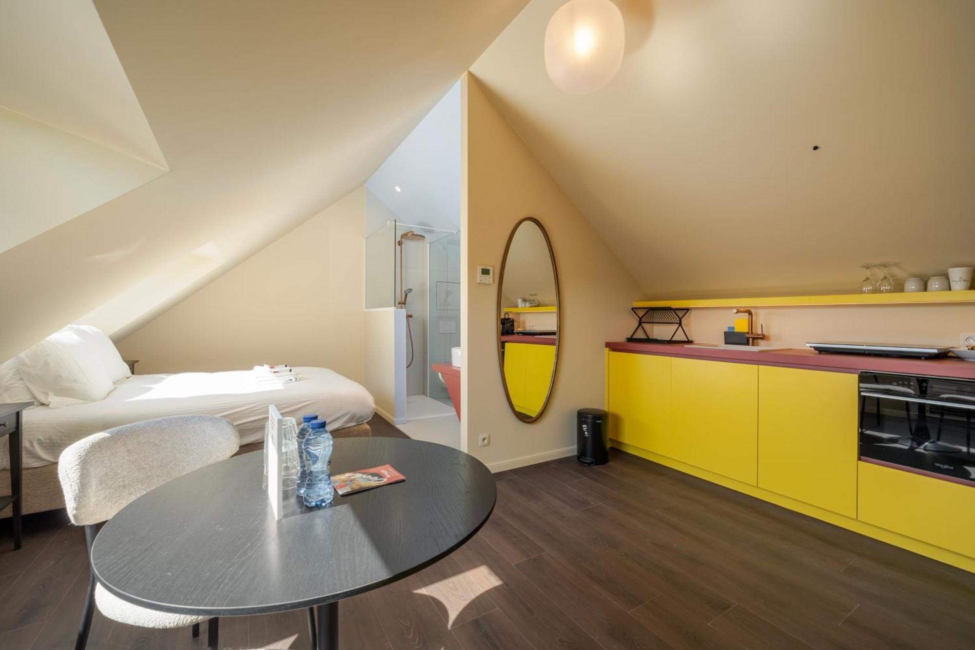 The Queen'S Twelve By Romy&Travis Bruges Extérieur photo